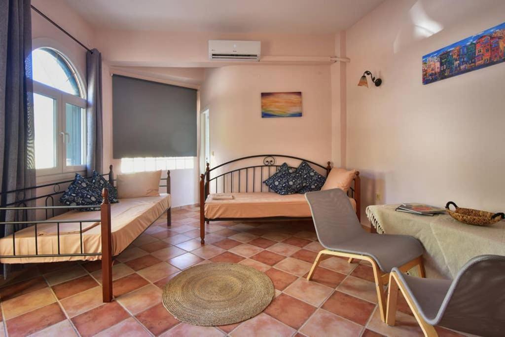 Nafsikas Apartment - Ipsos Beach Eksteriør bilde